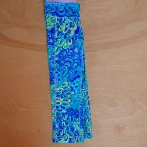 Lilly Pulitzer medium Capri Yoga pants